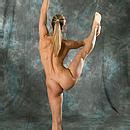 Nude Gymnast In Exclusive Contortion Performance