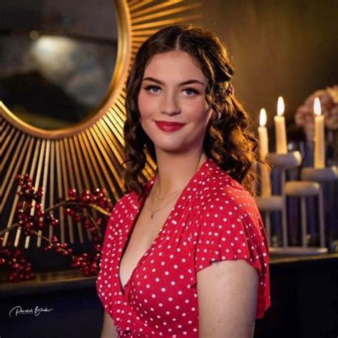 Aishling Rafferty - Debra Communications