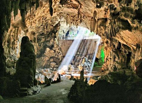 Yiling Cave Yiling Cave In Wuling Nanning
