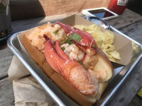 Best Seafood Restaurant in Every State - Seafood Restaurants Near Me