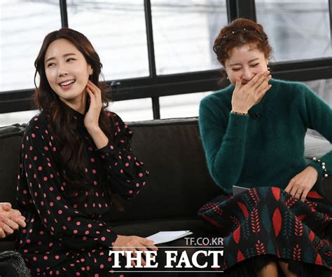 13 이지애, 의대생 손정민 군 실종에 장학퀴즈 나왔는데…제발 아무일 없길. TF포토 손정민-채은정, '중세시대'로 돌아온 언니들 - 포토 ...