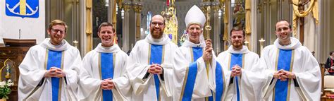 Five Ordained Holy Cross Priests Today S Catholic