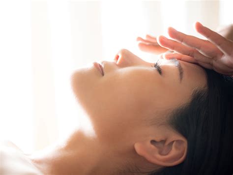 Deep Relaxation Scalp Massage 【公式】esthetique Salon Perséphone（エステティックサロン パーセフォン）