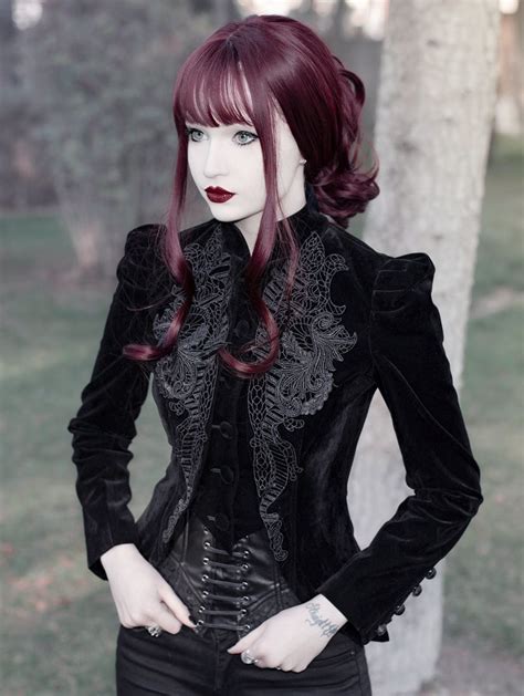 Punk Rave Black Vintage Gothic Lace Velvet Short Coat For Women