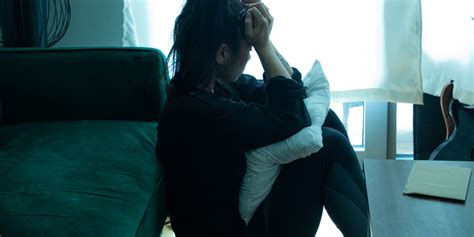 Bipolar Disorder In Women Symptoms Treatment And Differences