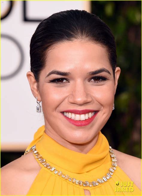 America Ferrera Is Lovely In Yellow At Golden Globes 2016 Photo
