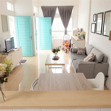 Desain ruang makan minimalis sederhana dapat dilihat dari segi pilihan warna. 10 Inspirasi Desain Ruang Tamu Minimalis yang Bisa Kamu Coba di Rumah - Toko Fins
