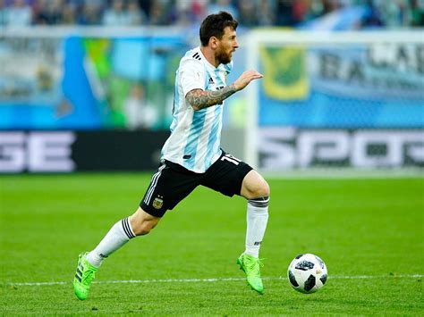 Fan page oficial de la selección argentina de fútbol. Foro de El Nacionalista - Messi regresaría en Noviembre a ...