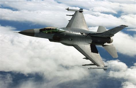 Meet The New F 16 Fighter Thanks To F 22 And F 35 Dna The