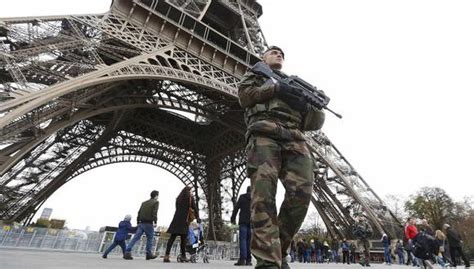Ataques En París La Torre Eiffel No Abrirá Hasta Nuevo Aviso Mundo