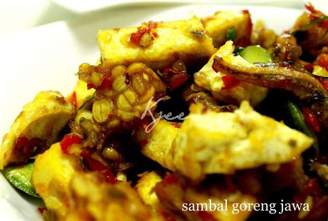 Sambal goreng literally means fried sambal. FauziahSamad.com: 189. Tahu, tempe, petai, bilis goreng pedas ala jawa