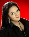 Crystal Gayle Joins All-Star Irish Lineup For New Single “May The Road ...