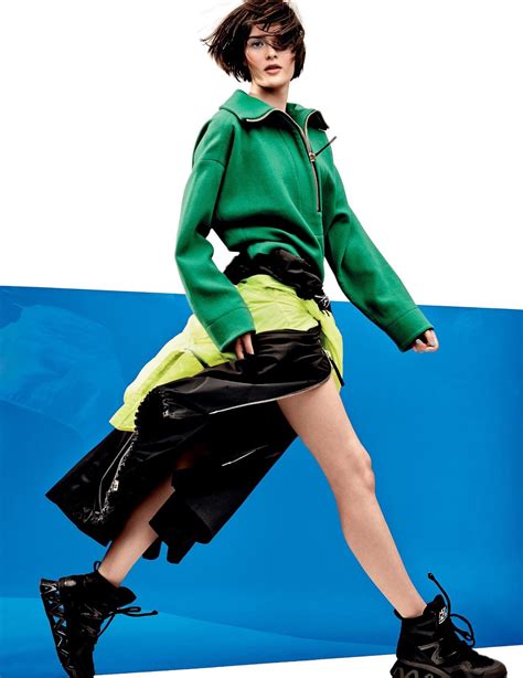 Movement Foto Fashion Sport Fashion 90s Fashion Fashion Shoot Green Fashion Colorful