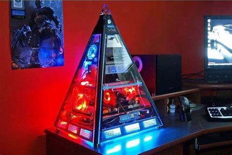 Whether tech and all things computer are your 'thing' or not, we think everyone needs to see these awesome computer tips and diy ideas we've been collecting. Cool Computer Cases « Kz Komputers