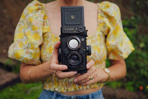 Best Film Cameras In 2024 10 Tips On How To Buy