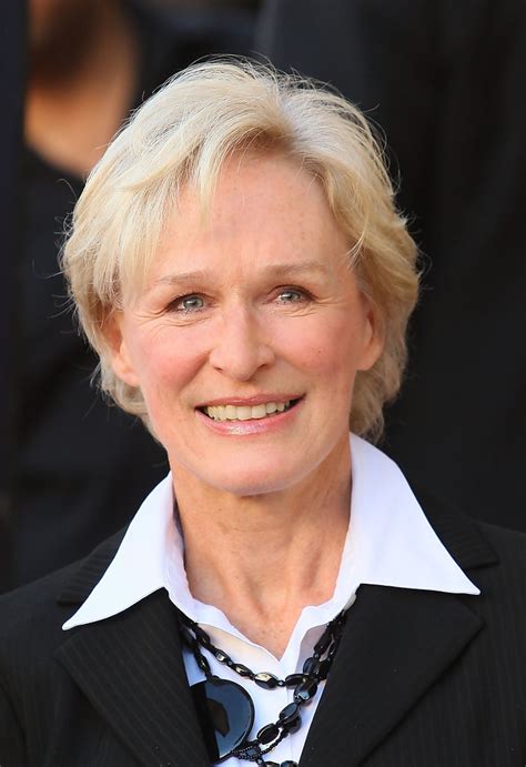Glenn close won the 2019 golden globe for best actress in a drama on sunday, and she used the opportunity to send a powerful message to women everywhere. Glenn Close Honored At The Hollywood Walk Of Fame - Zimbio
