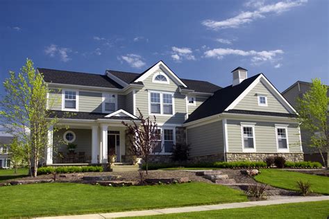 Creating Curb Appeal for Spring - Home Trends Magazine
