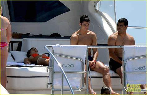 Cristiano Ronaldo Irina Shayk Bangin Beach Bods Photo Bikini Cristiano Ronaldo