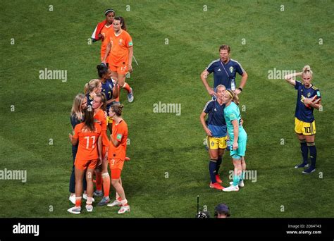 Netherlands Jill Roord Merel Van Dongen And Shanice Van De Sande Left To Right Celebrate