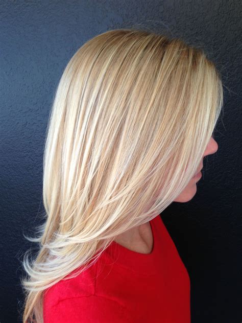 Layer Haircut Blonde Hair Pictures Layered Haircuts Cut And Color