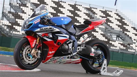 Suzuki Gsxr 1000 2015 Wallpapers Wallpaper Cave