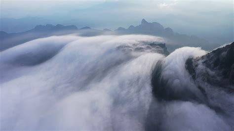 Stunning Cloud Waterfall Appears In Mount Sanqingshan E China Cgtn