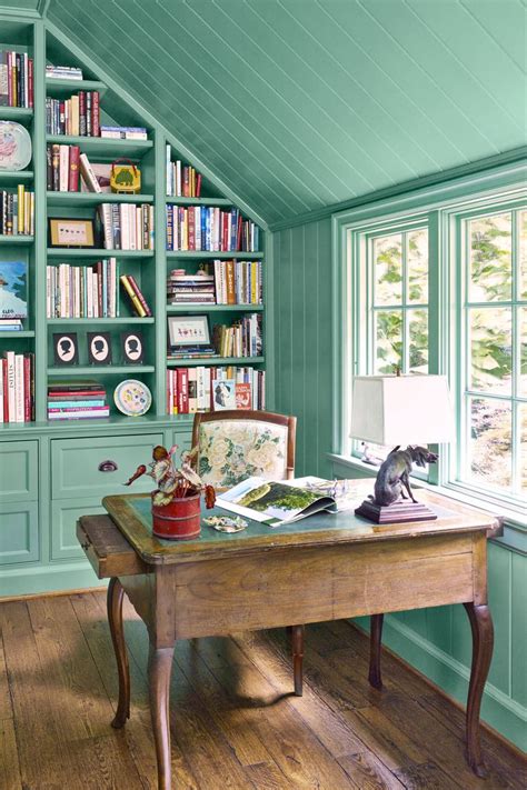 Principal of mint home, claire's designs express the spirit of her clients with a firm belief that a beautiful, fresh space will enhance your life. Mint Green Home Decor - Mint Green Decorating Ideas