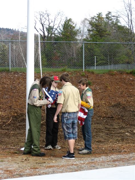 Veterans Day 4 Boy Scouts Prepare To Raise The Flag At The Flickr