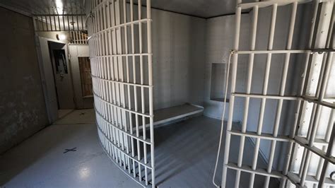 Take A Tour Of The Uss First Rotary Jail Designed By Hoosiers In