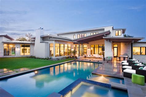 Bright And Beautiful Blanco House Promises Luxury With Contemporary