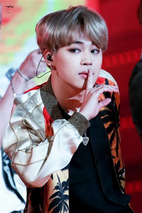 He is a member as well as the lead vocalist and main dancer of bts. Park Ji Min - Jimin (BTS) Photo (40936328) - Fanpop