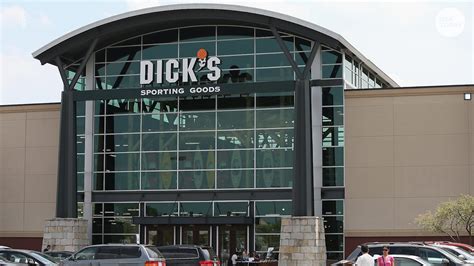 Dicks Sporting Goods Walmart Kroger Companies Limit Guns Ammo