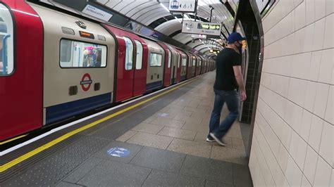 London Underground Victoria Line Ride Pimlico To Vauxhall 22 May 2020