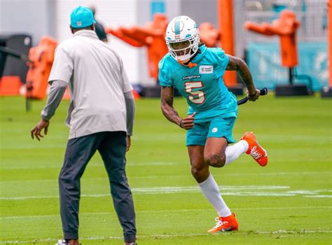 Jalen Ramsey Set To Make Early Return To Miami Dolphins Defense After Knee Surgery Bvm Sports