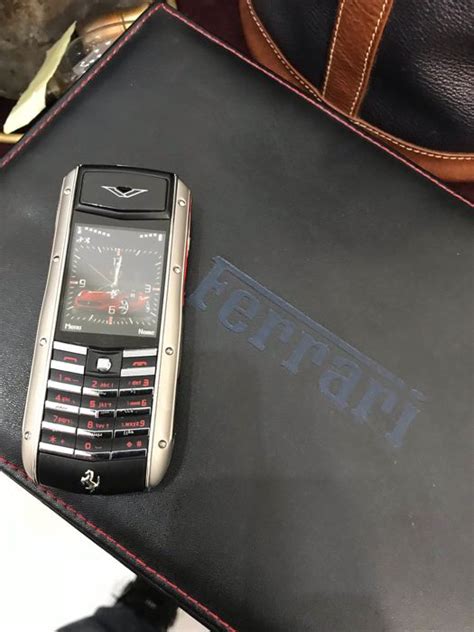 Maybe you would like to learn more about one of these? Vertu Ferrari Ascent TI - Mobile phone - In original sealed box - Catawiki