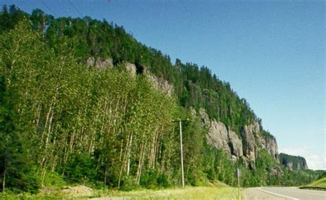 The canadian or laurentian shield, the largest natural region of north america at 1.1 million square mi (3 million square km), is located north of the st. Canadian Shield - The Physical Regions of North America