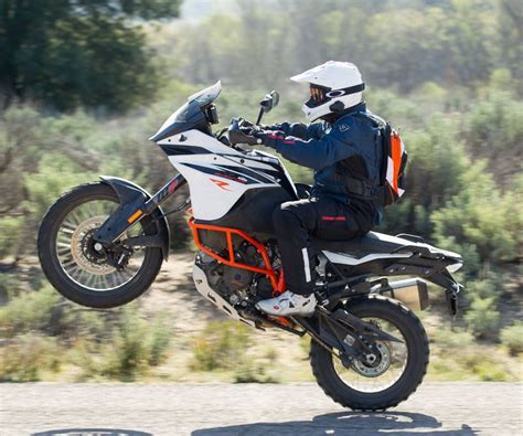 First Ride 10 Things To Know About The Ktm 1090 Adventure R Adv Pulse