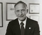 Robert Noyce : Co-Founder of Intel & Co-Inventor of the Integrated ...