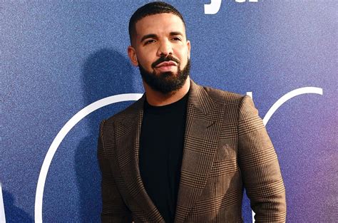 Drake Becomes First Soloist To Pass 200 Appearances On Billboard Hot
