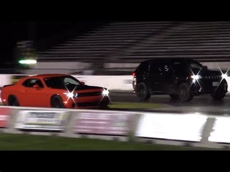 Jeep Trackhawk Vs Dodge Challenger Hellcat Mile Drag Races Youtube
