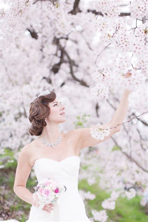 The Solo Wedding Trend Is Growing In Japan Arabia Weddings