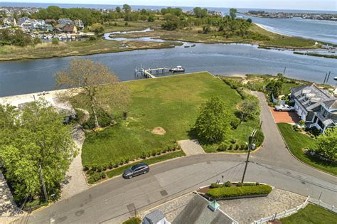 🗝️ JUST LISTED |22 Crescent Drive, Brielle, NJ 08730 Rare offering on