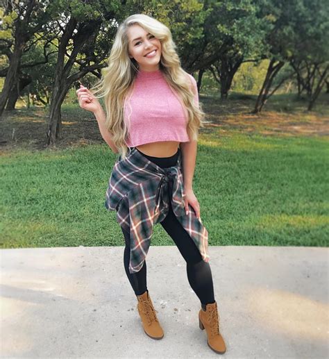 Courtney Tailor Bio Fitness Models Biography