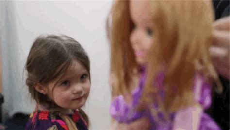 Watch This 3 Year Old Girl And Her Disney Princess Dolly Donate Hair