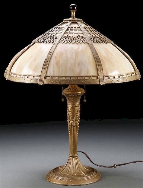 Price Guide For A Miller Slag Glass Table Lamp Early 20th