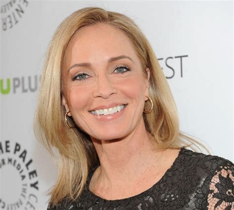 Susanna Thompson Biography Celebrity Facts Awards And Family Life Networth Height Salary