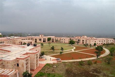 Everything You Need To Know About Campus Life At Iim Indore