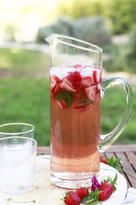 Of how a single drink can turn into a wonderful fruity vodka punch. Refreshing Summer Pitcher Drinks and Cocktails for a Crowd