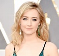 Saoirse Ronan's Plunging Green Dress at Oscars 2016: Photos | Us Weekly