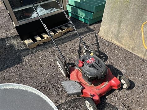 Yard Machine 22 Push Mower Live And Online Auctions On